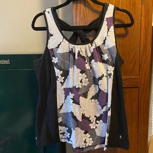 Danskin Athletic top